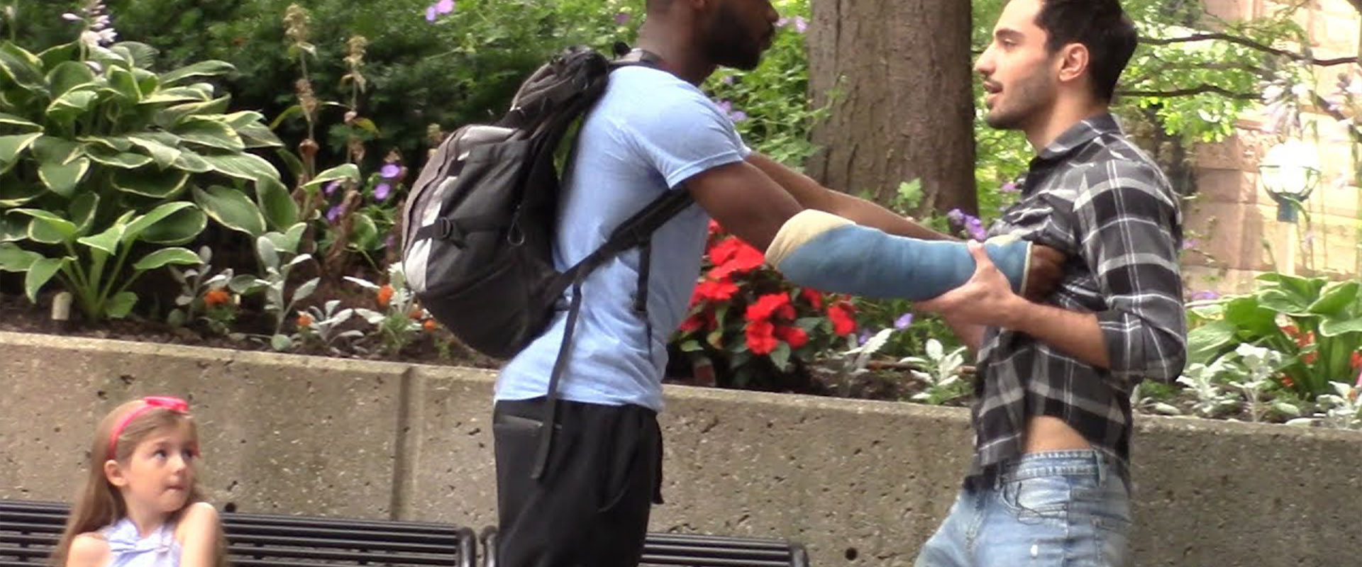 Young Girl Was Being Kidnapped By Strange Guy. What Happens Is Shocking